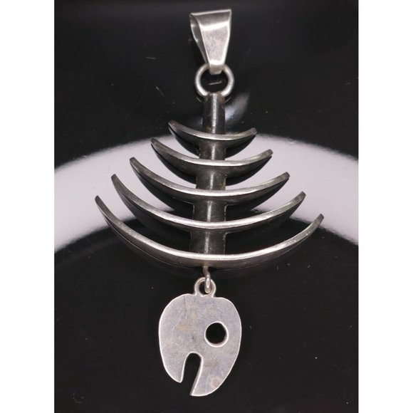 Fabulous MCM Sterling Silver Taxco Mexico Fish Skeleton Pendant